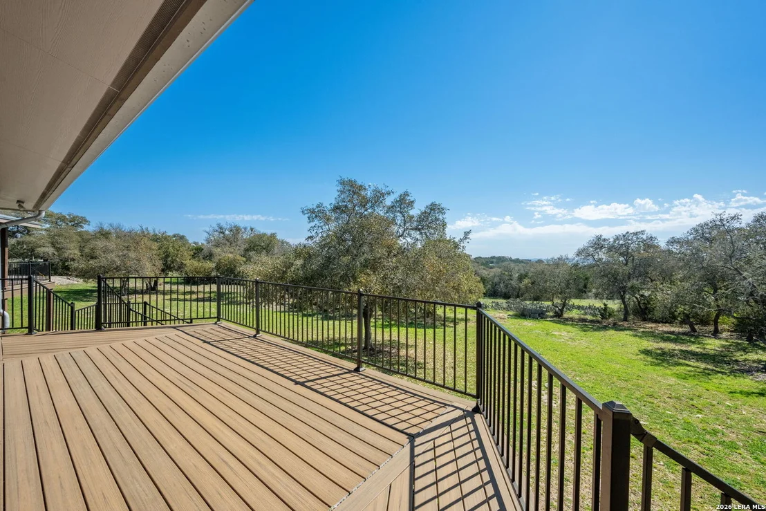 Photo of 365 RIVER CLIFF PL