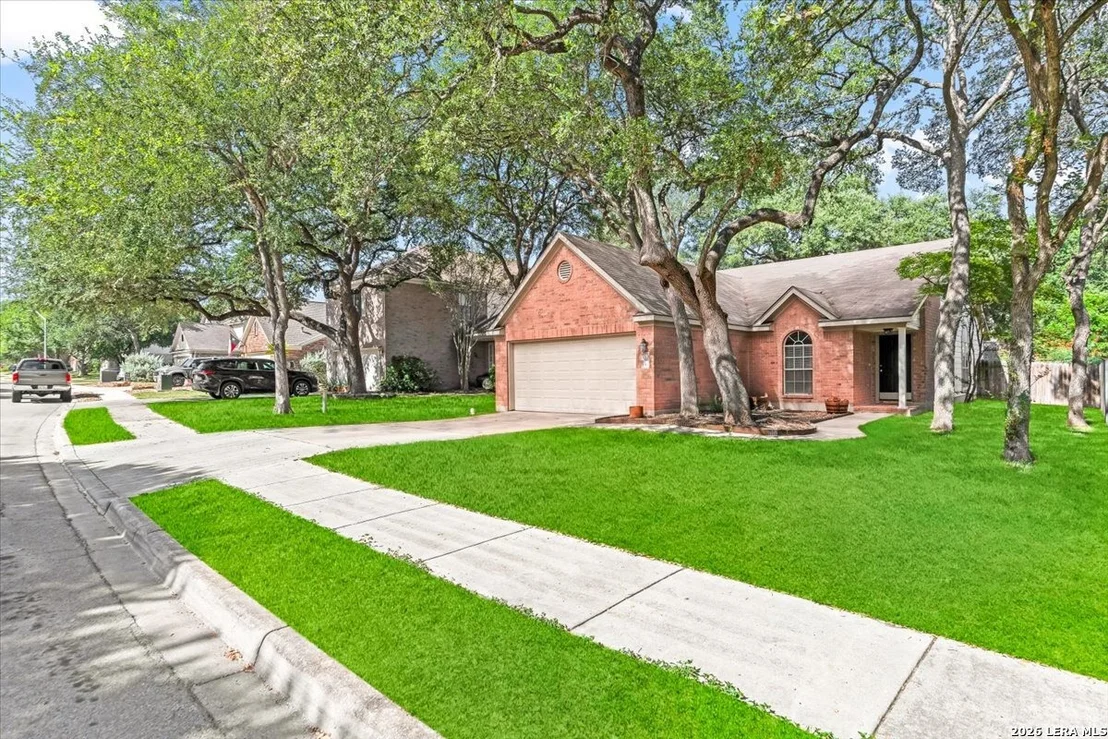 Photo of 2516 Grove Park
