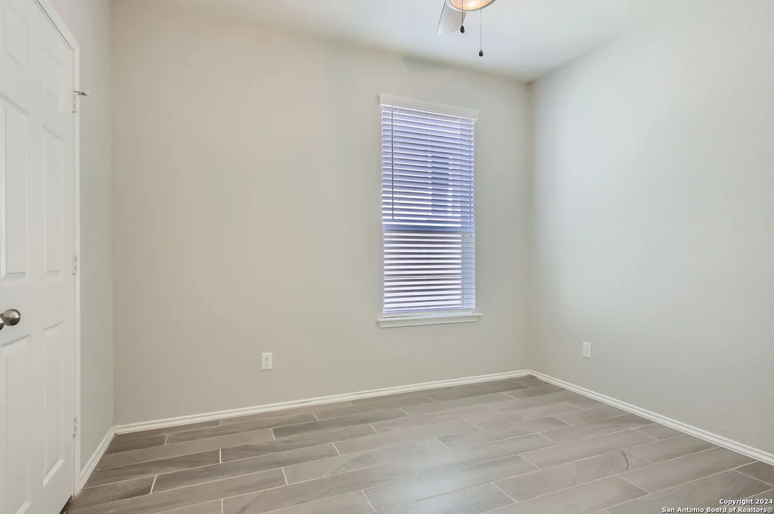 Photo of 7610 PONDEROSA PNE