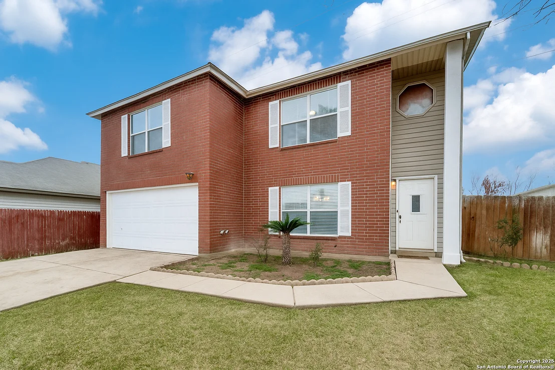 Photo of 7910 DAWNTREE PL