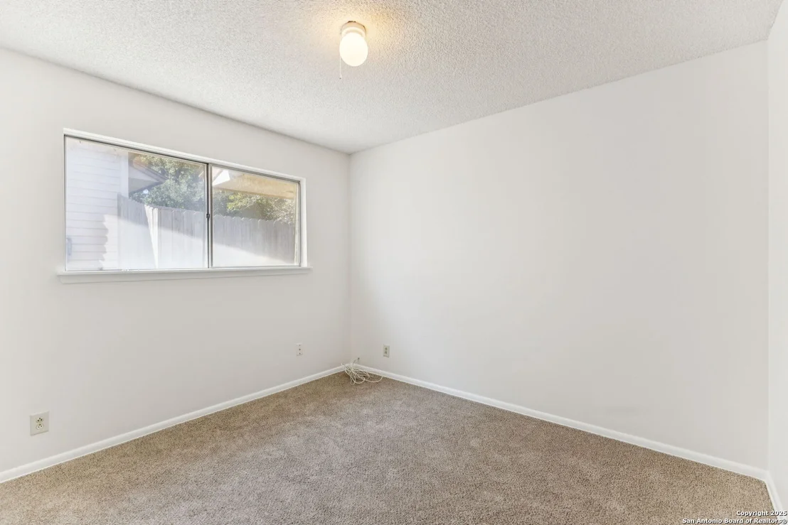 Photo of 3619 Mapleton