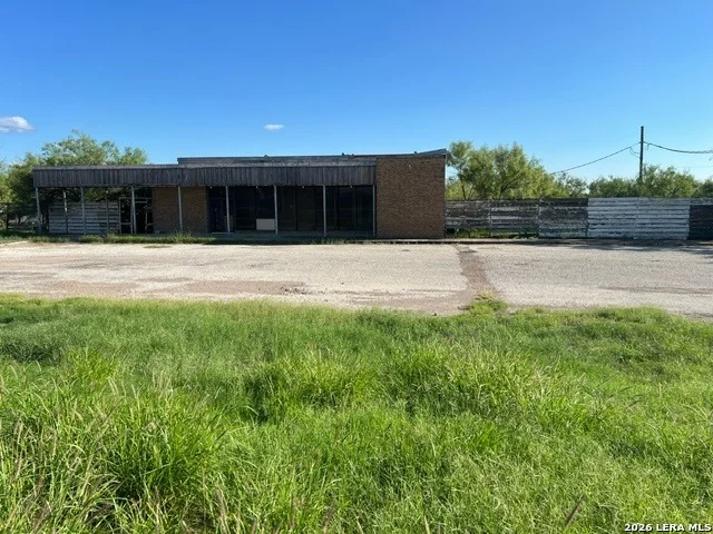 Photo of 2732 E Main St.