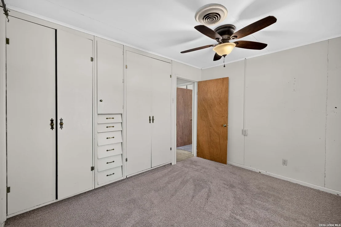 Photo of 555 Dawnview