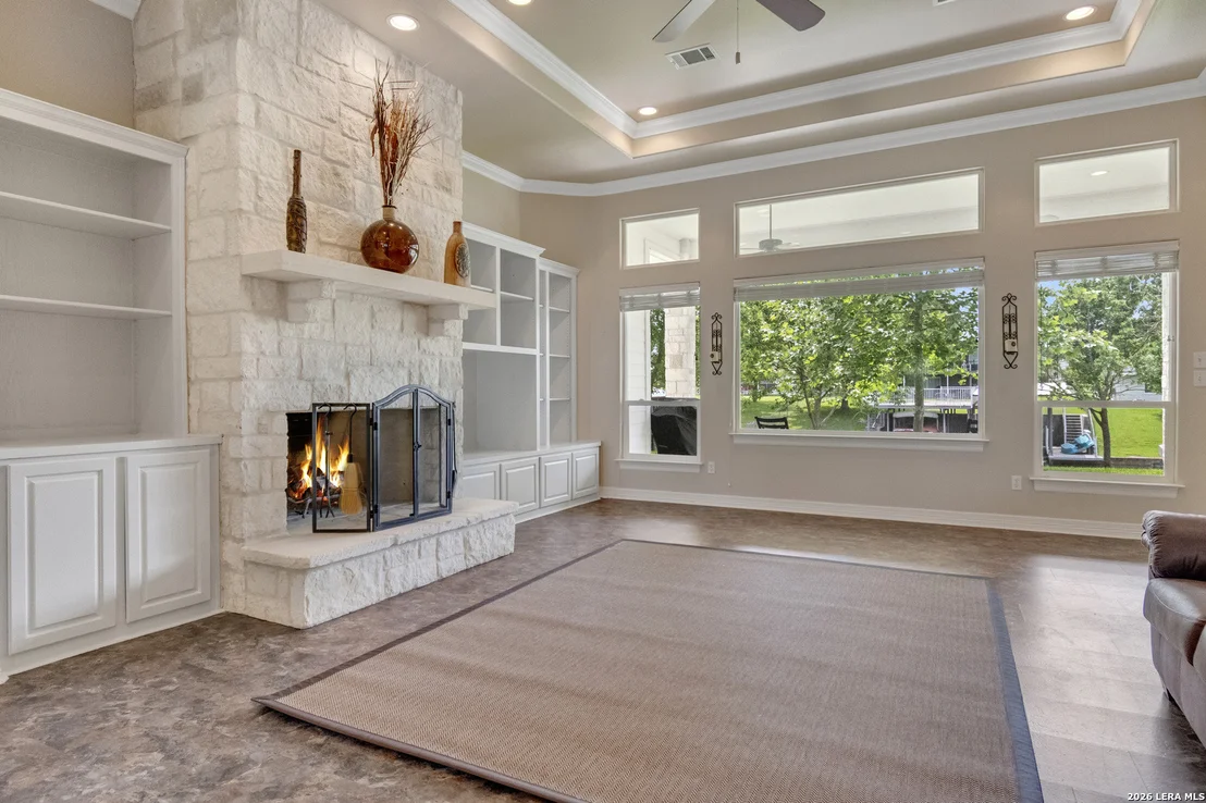 Photo of 307 E Pheasant