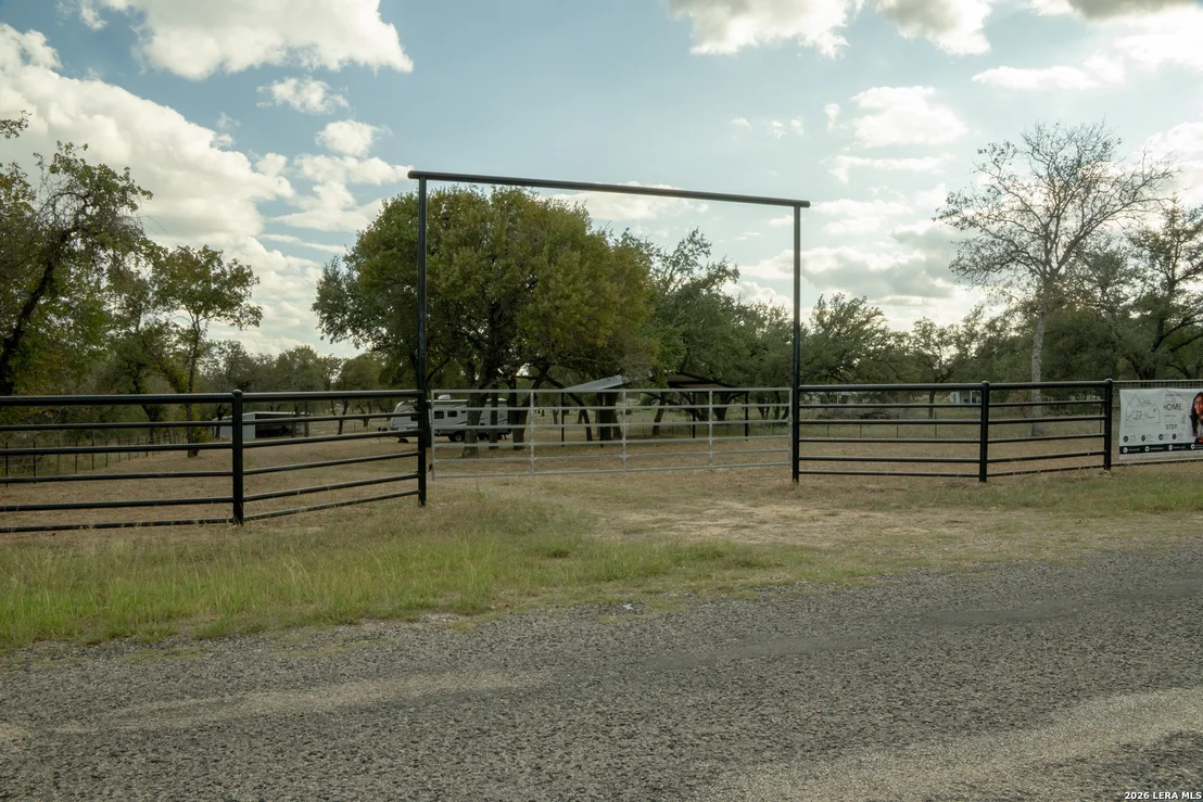 Photo of 235 County Road 6814