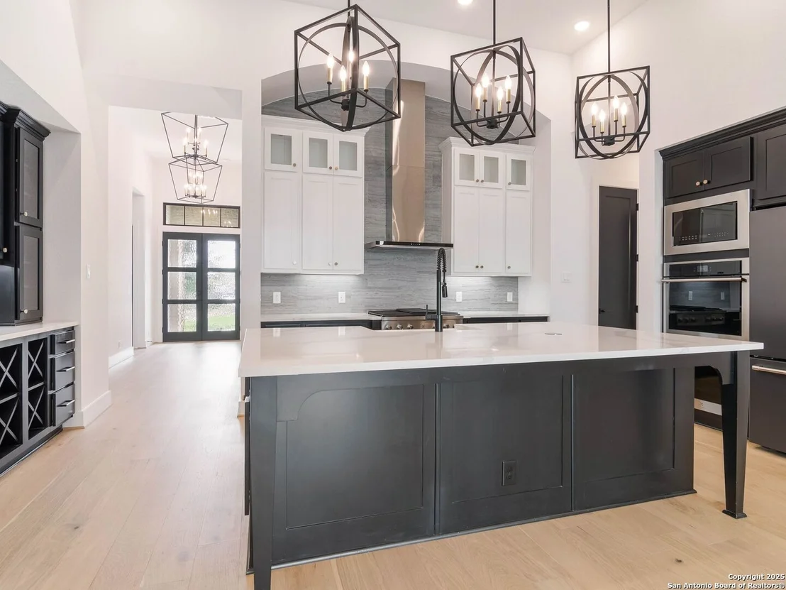Photo of 26626 Marni