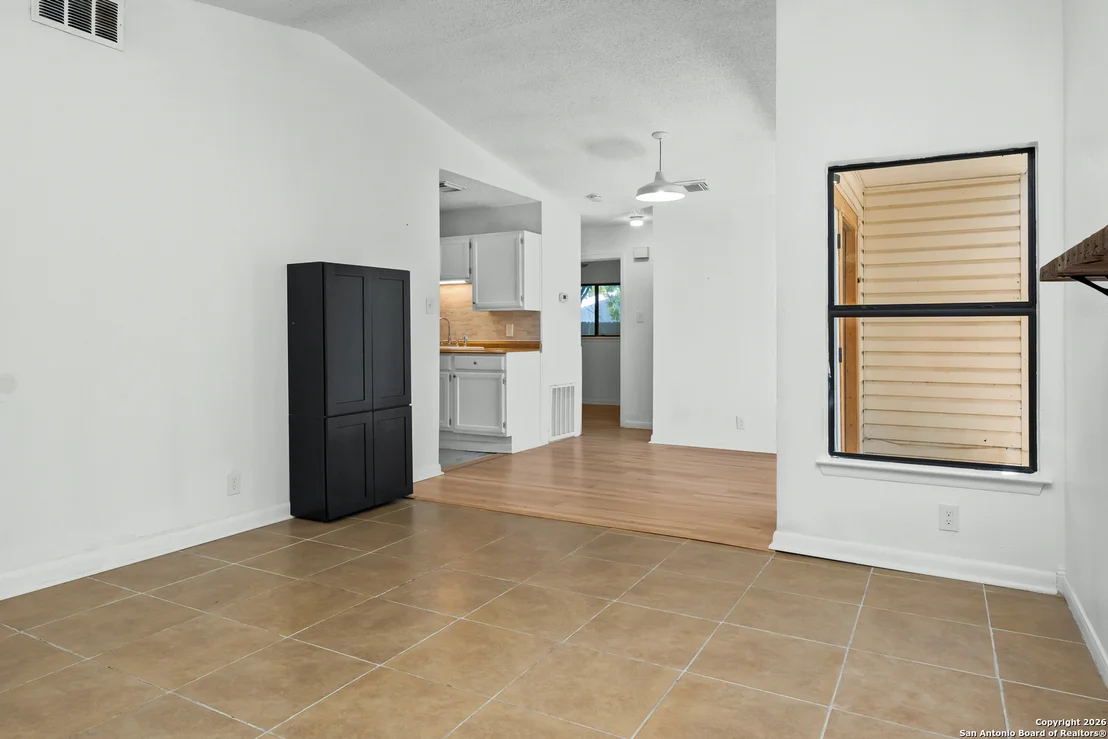 Photo of 6248 Valley Queen