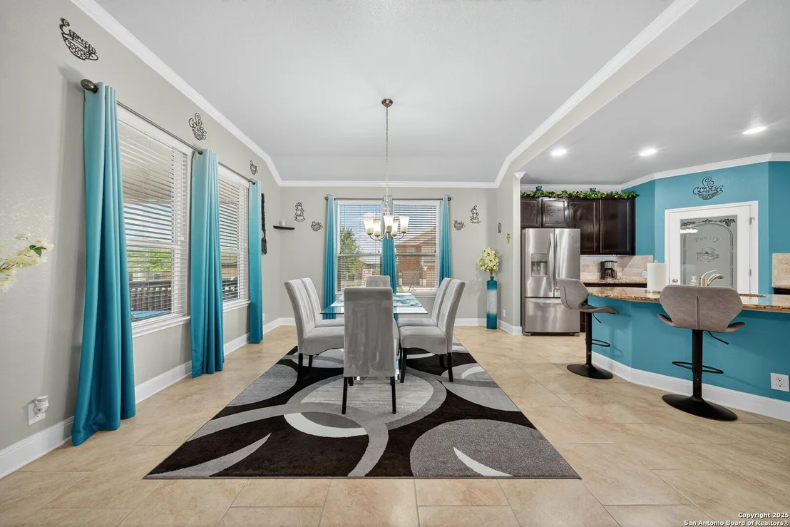 Photo of 108 White Rock