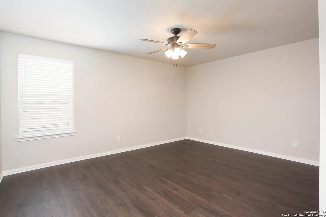 Photo of 11639 LUCKEY LEDGE