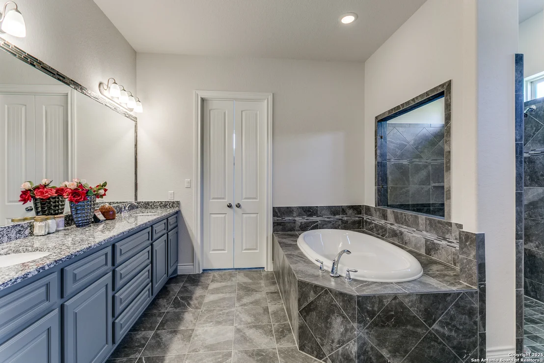 Photo of 1009 Stradina