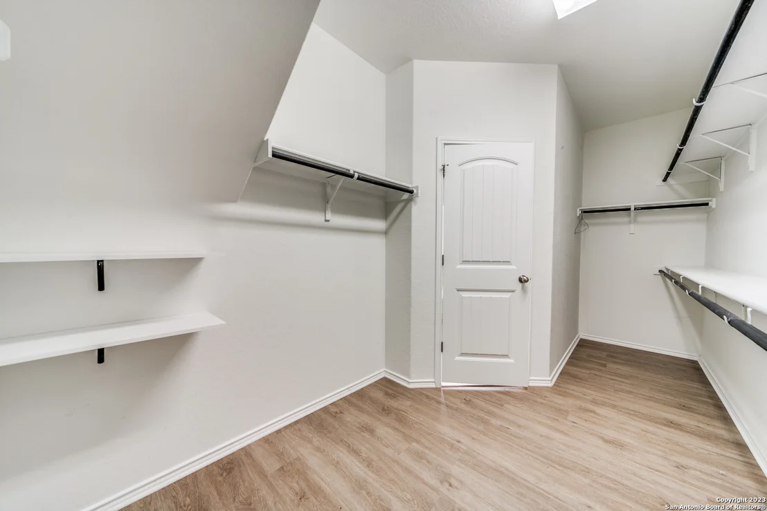 Photo of 120 JOLIE CIR