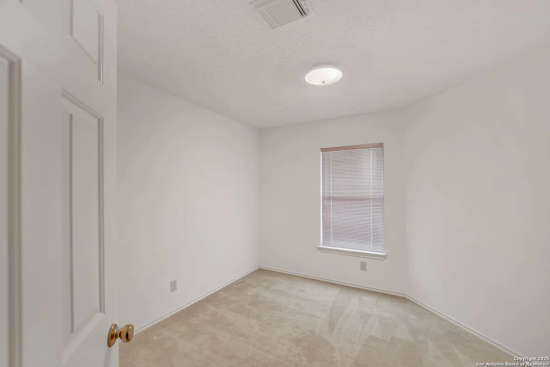 Photo of 6847 Evercrest
