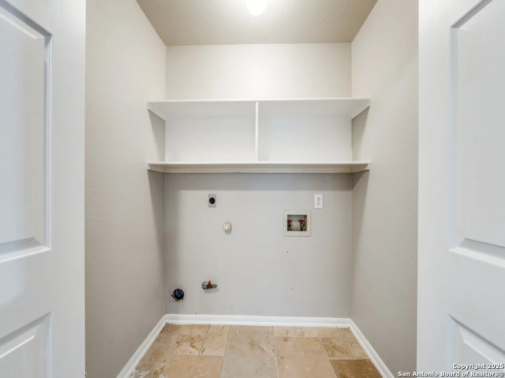 Photo of 12451 HART CLF
