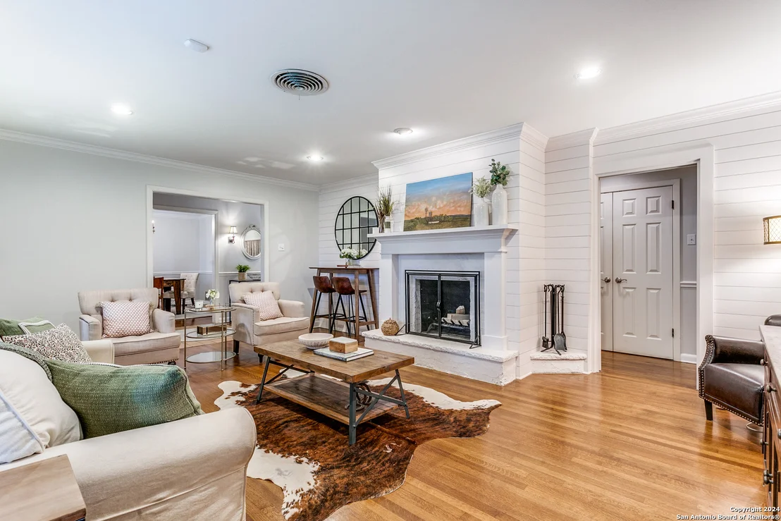 Photo of 423 NORTHRIDGE DR