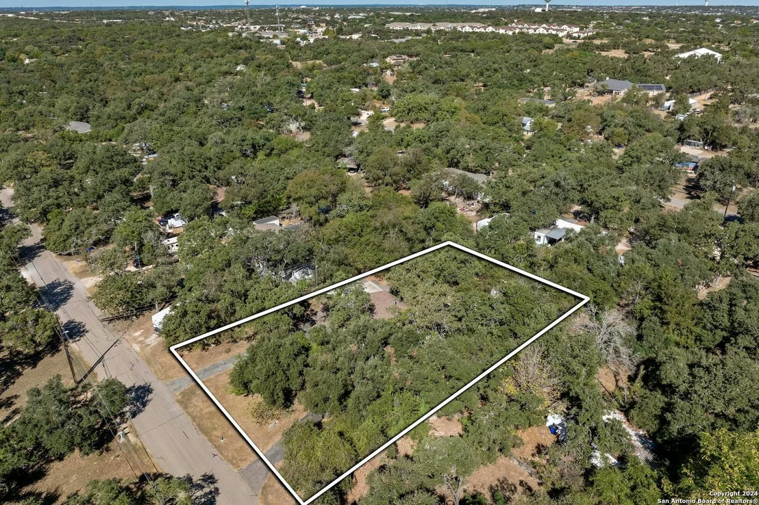 Photo of 1007 Red Bud Drive