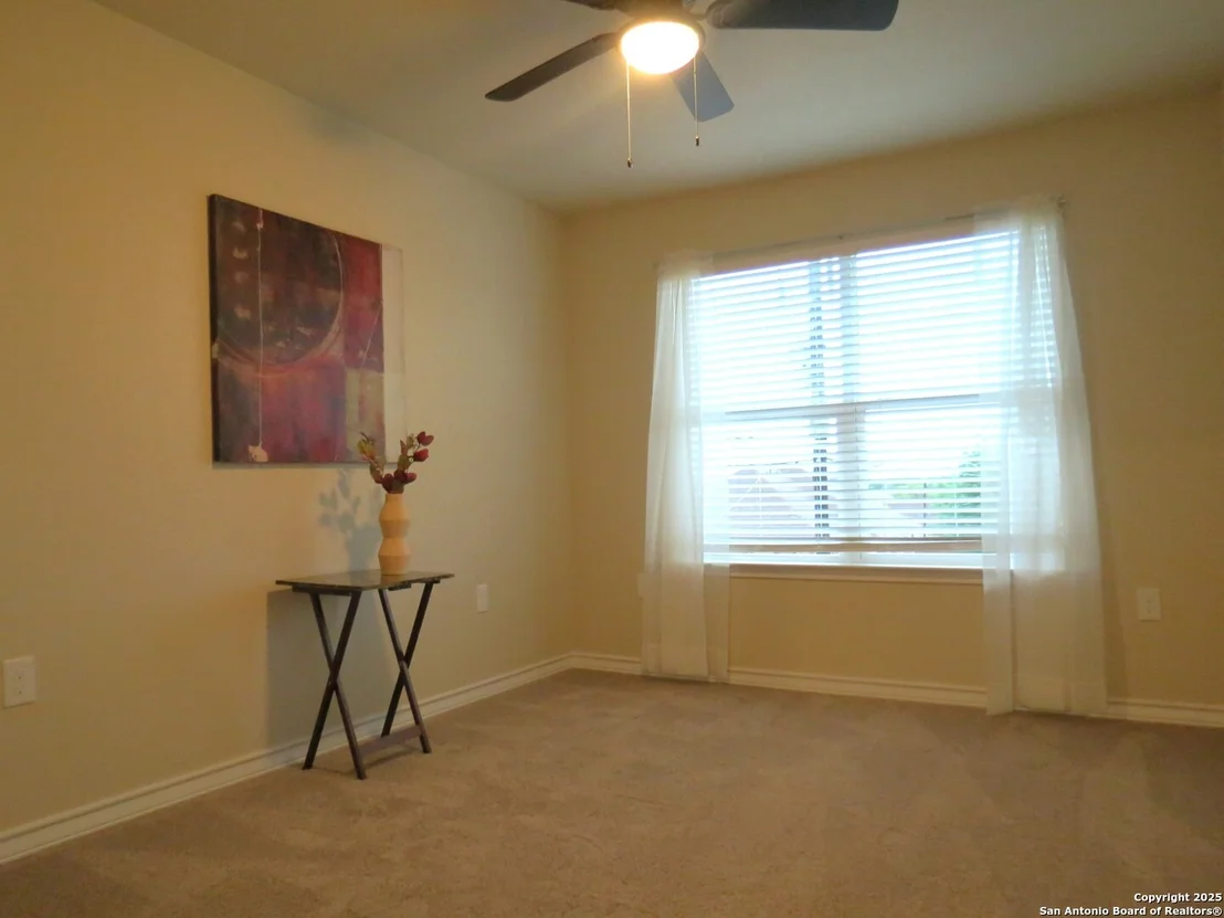 Photo of 740 Crestview