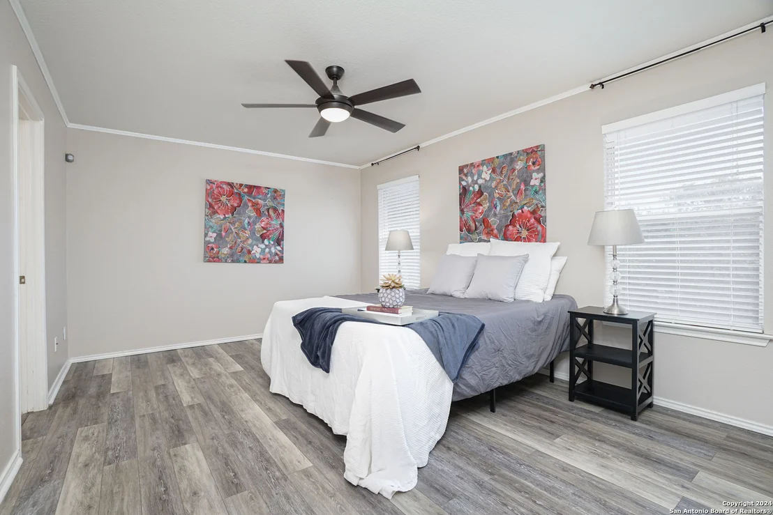 Photo of 222 COOPERS HAWK