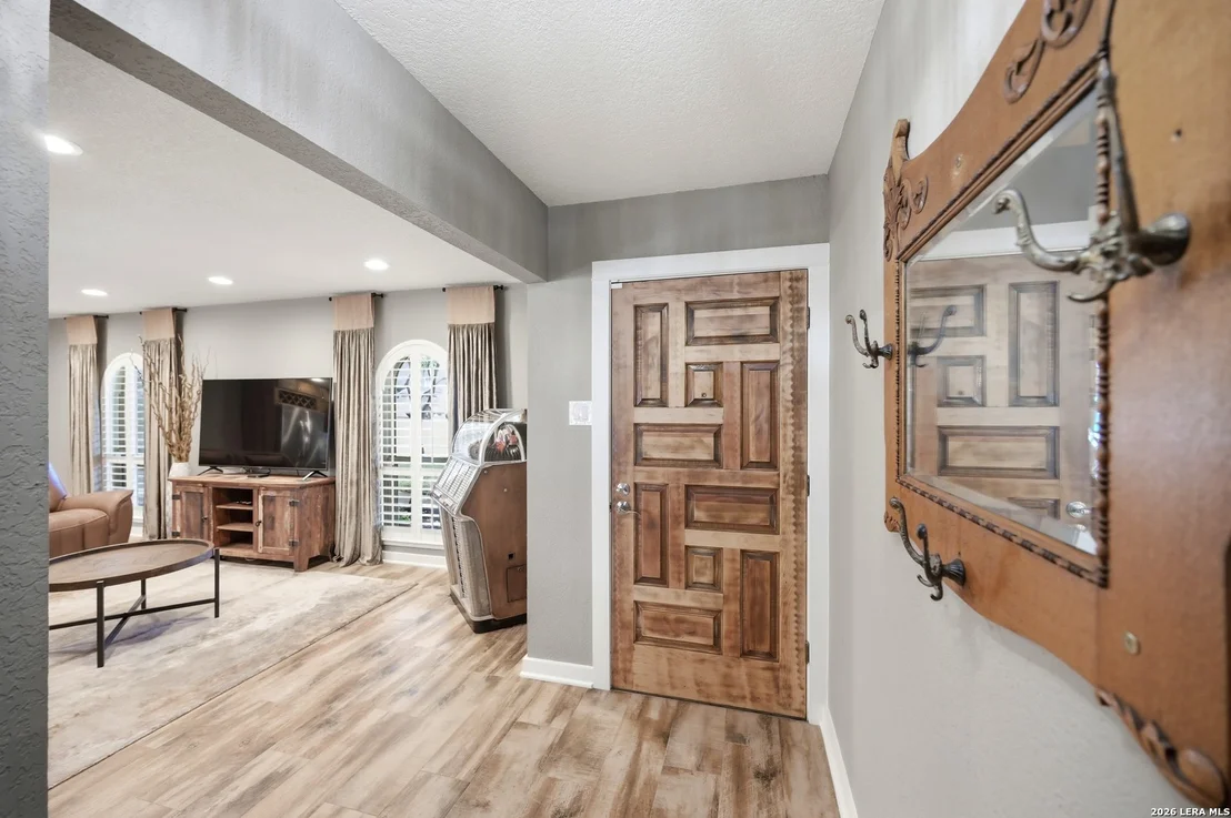 Photo of 106 Barcelona Drive