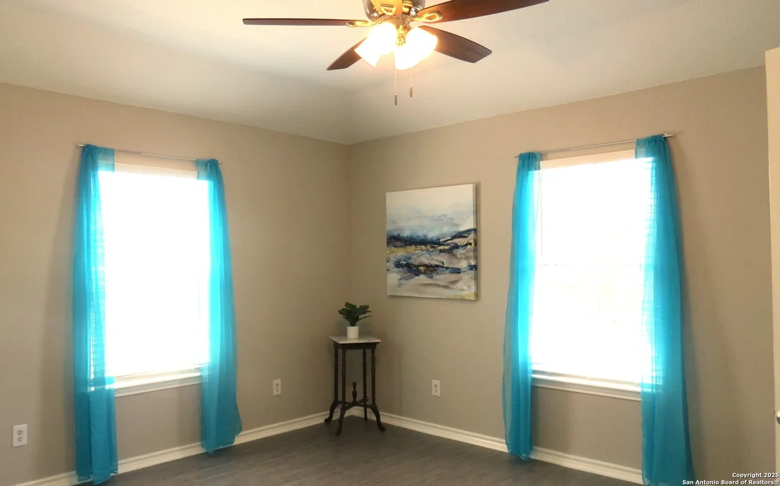 Photo of 303 Windy Knoll