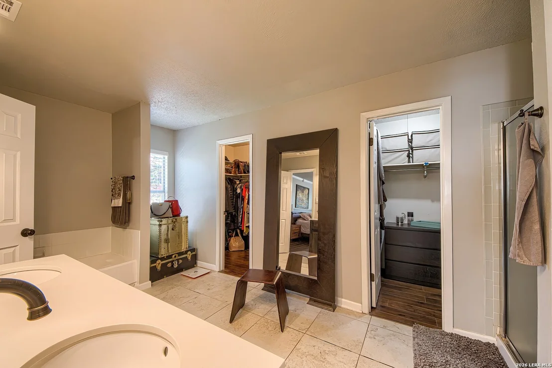 Photo of 2422 Thrasher Oak