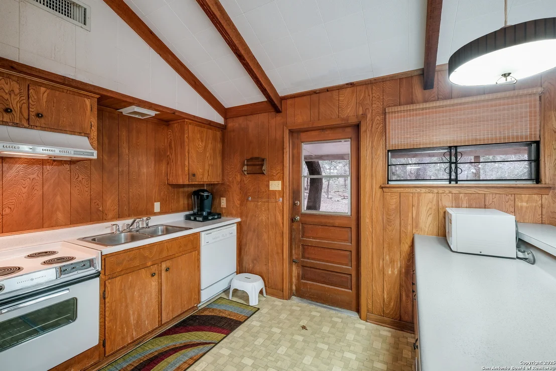 Photo of 1327 SPRINGWATER