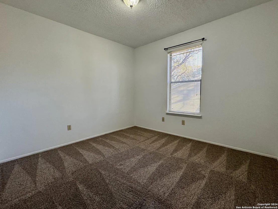 Photo of 16911 SPRINGHILL