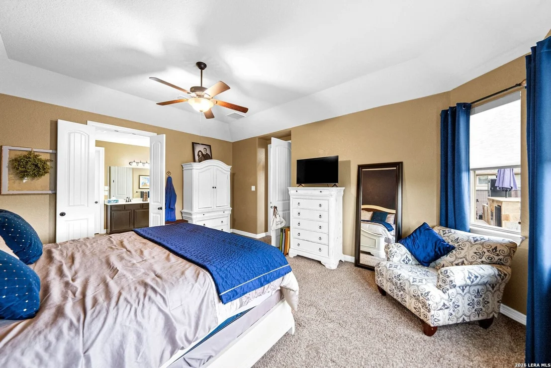 Photo of 11816 Field Bend