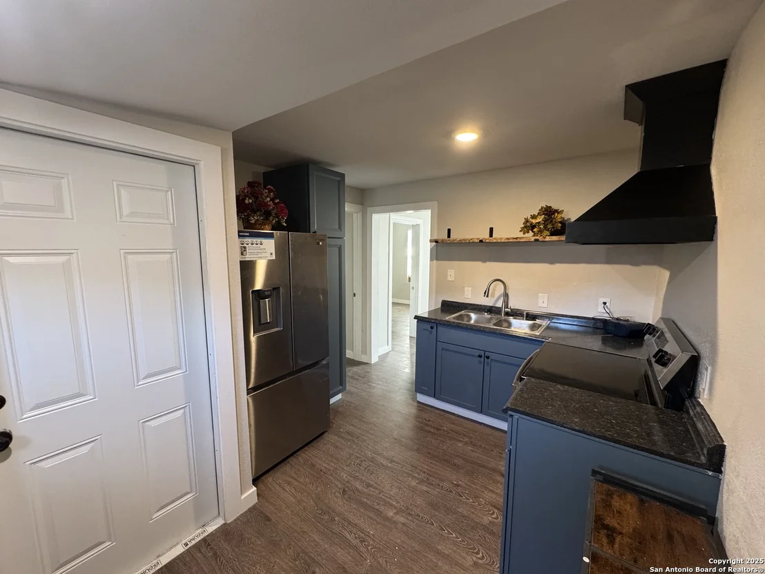 Photo of 207 Goodwin