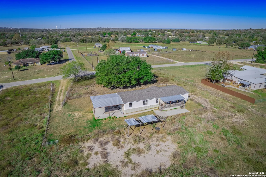 Photo of 112 Rolling Hills Dr
