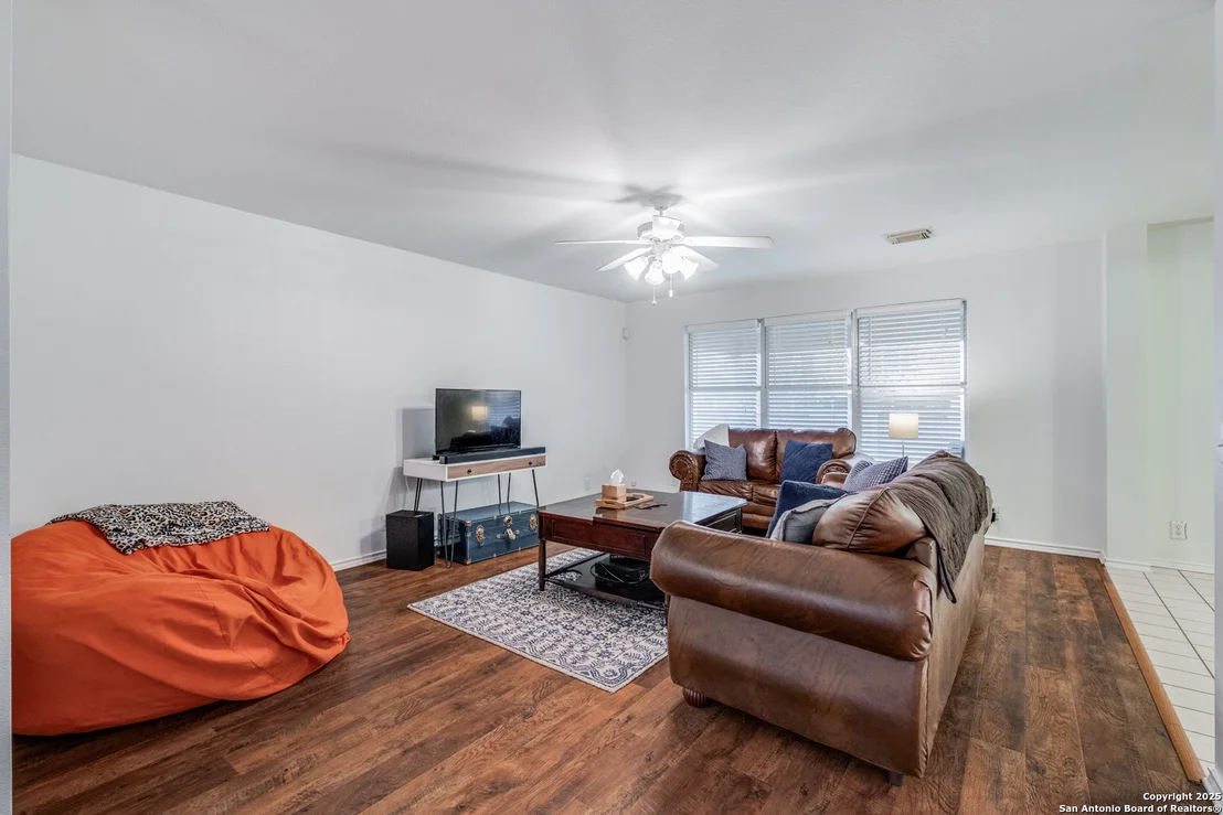 Photo of 10323 Mission Creek