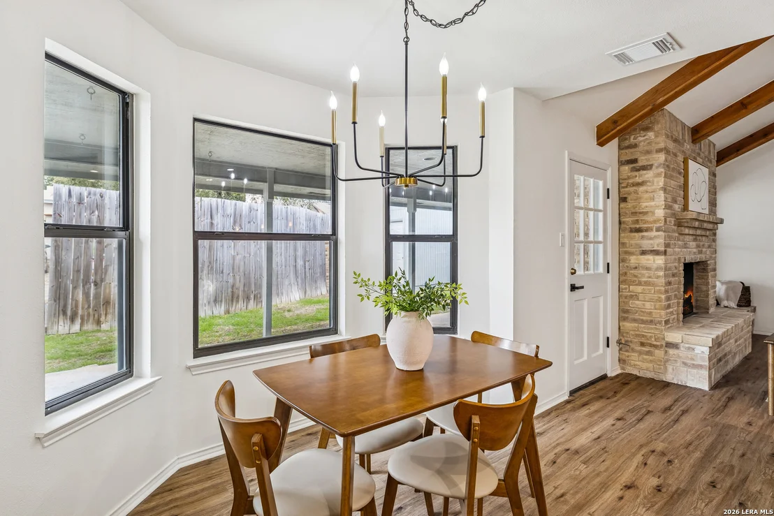 Photo of 1430 Synandra