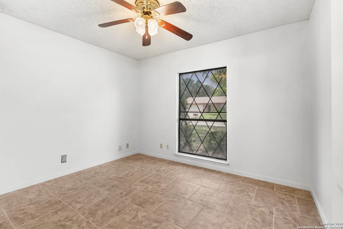Photo of 9814 Mill River