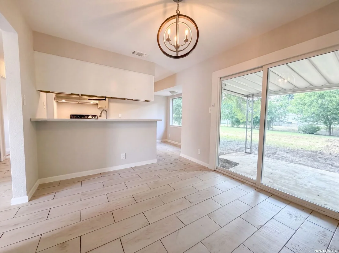 Photo of 102 DARTMOOR DR