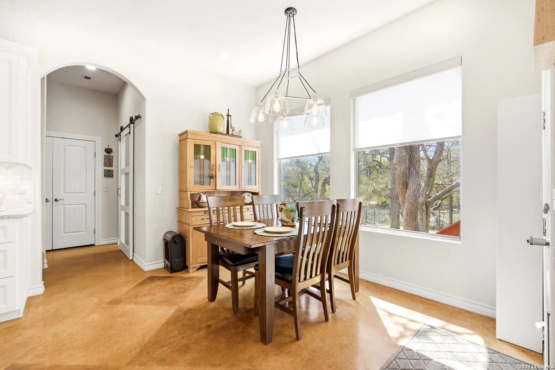 Photo of 541 Saxet Trail