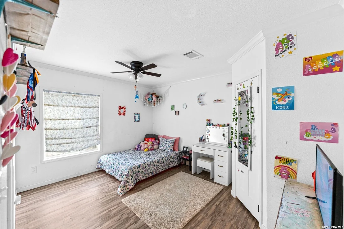 Photo of 1200 Spur Ridge