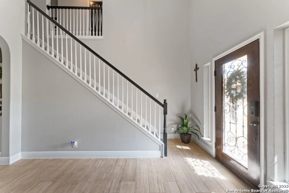 Photo of 2206 Dewey Pt