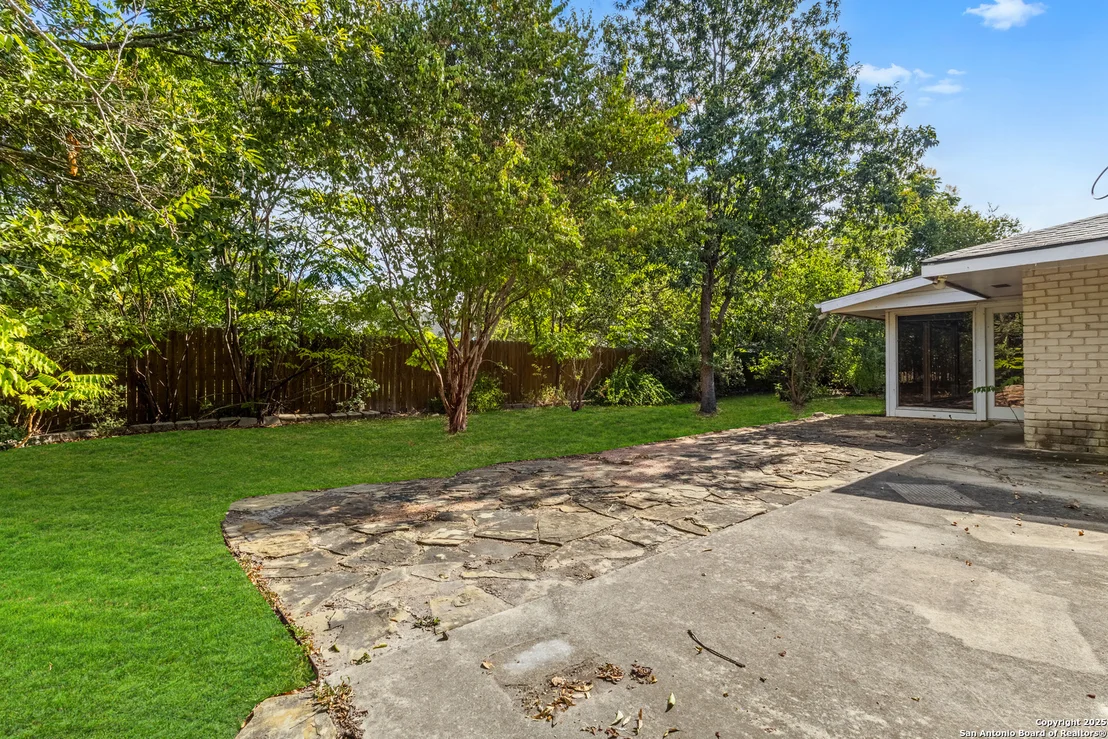 Photo of 6041 Trone Trail
