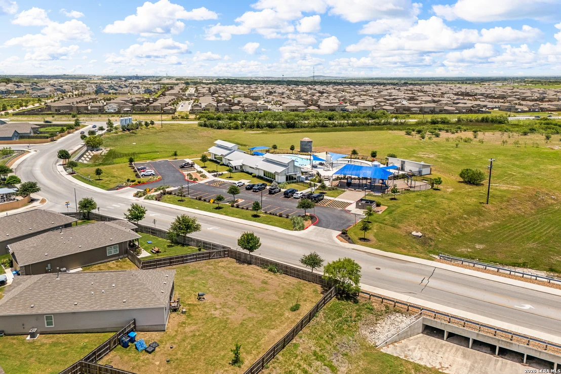 Photo of 14011 Feed Park