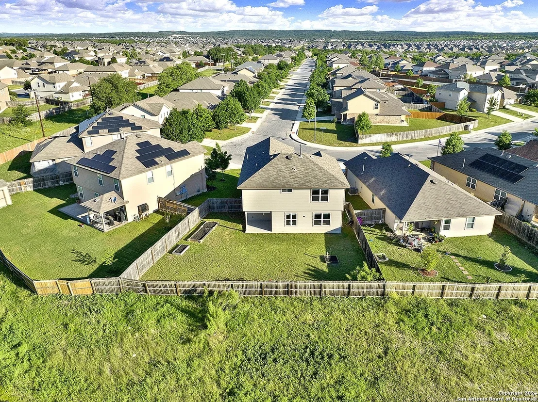 Photo of 8702 Addison Rdg