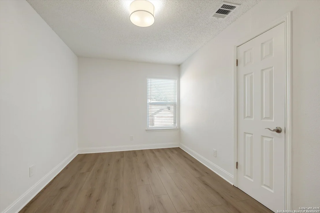 Photo of 7279 Pine Branch