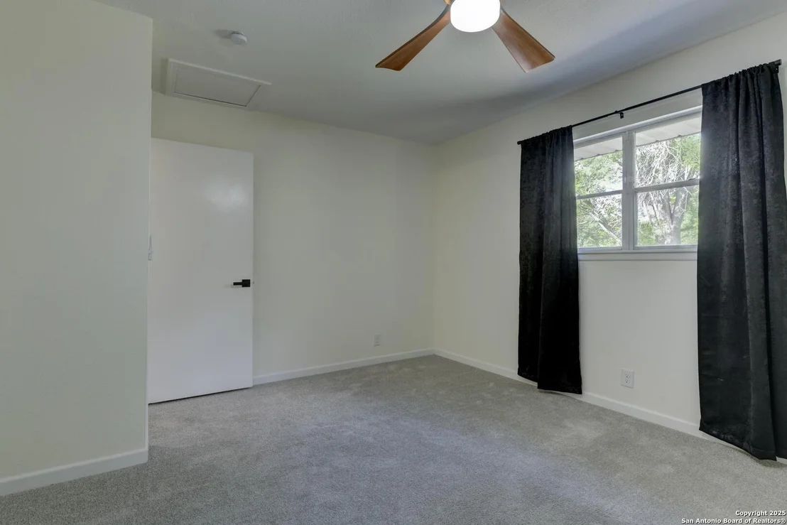 Photo of 5018 Risada