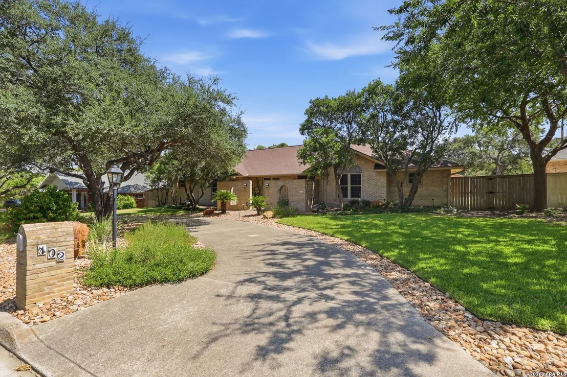 Photo of 102 IRONGATE RD
