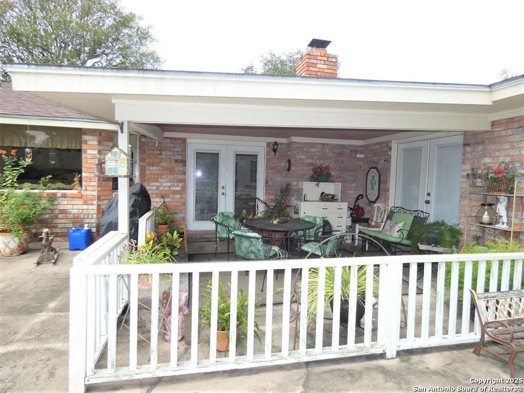 Photo of 12 Encino Loma