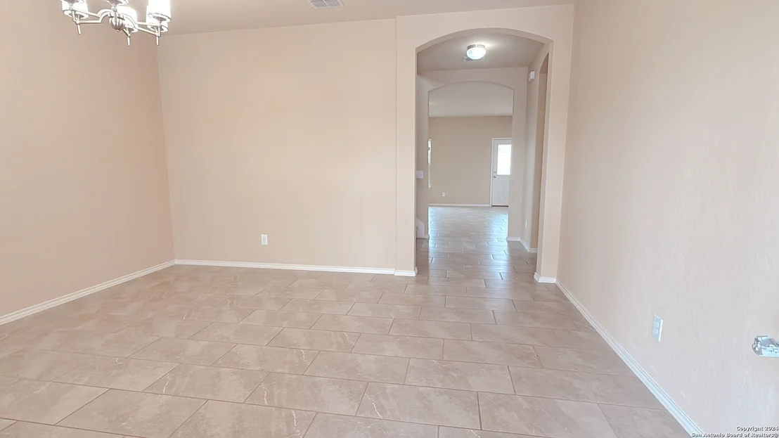 Photo of 8411 PUENTE
