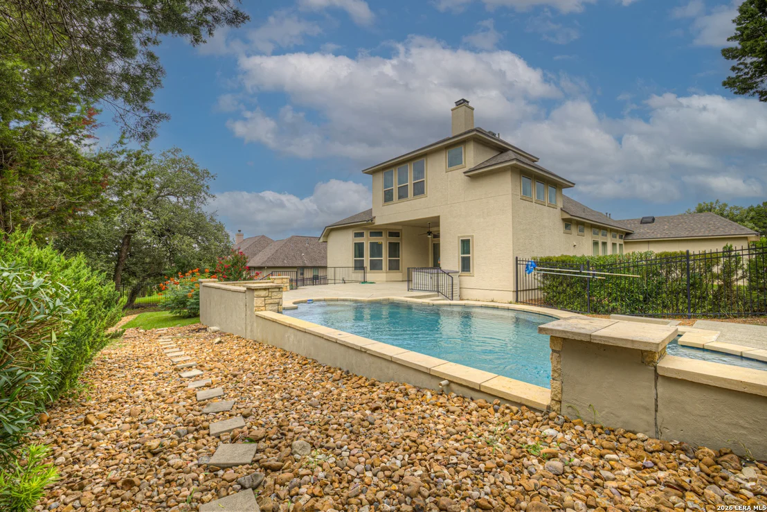 Photo of 8310 Garden Arbor