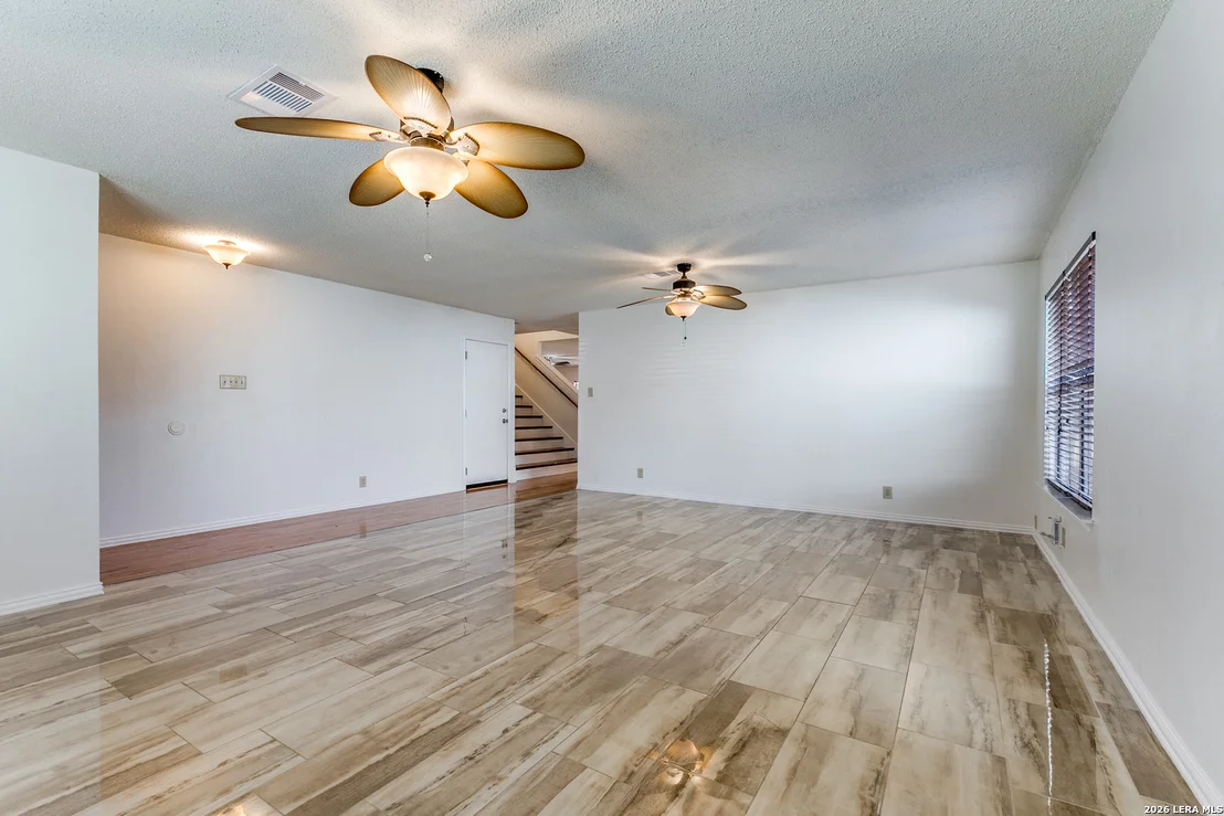 Photo of 9507 Shadowbrook