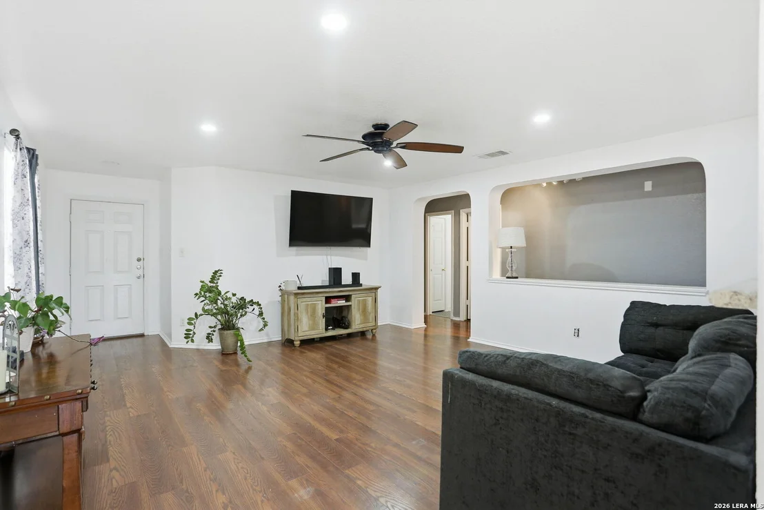 Photo of 5018 Green Post