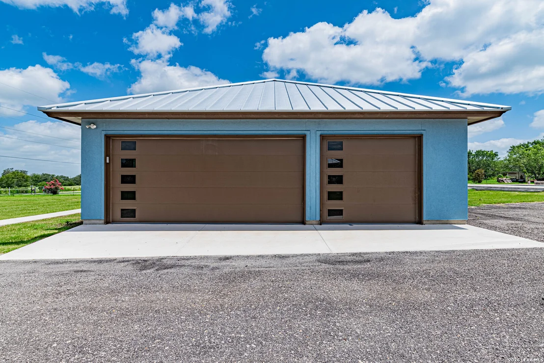 Photo of 731 County Road 356