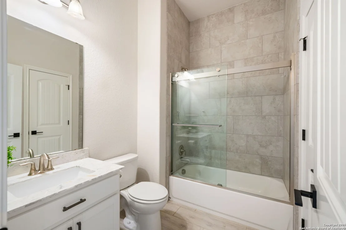 Photo of 122 Noble Woods