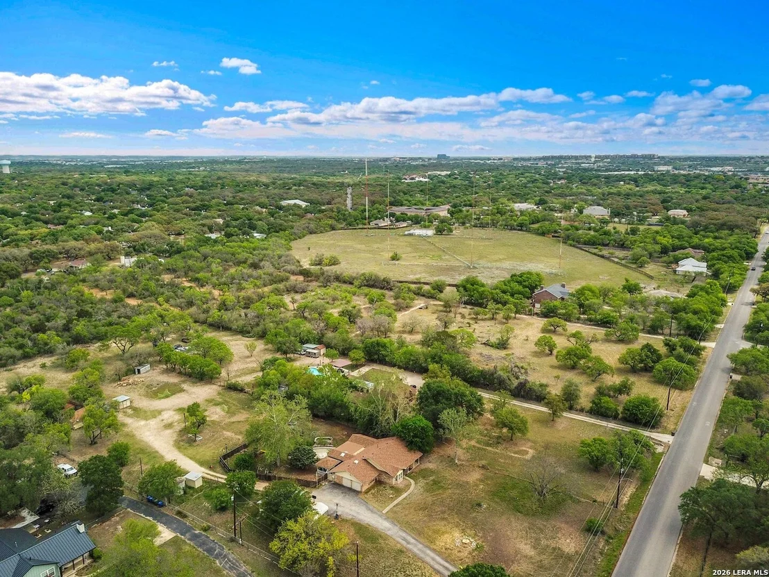 Photo of 6703 WHITBY RD
